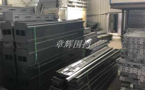 高溫氣候下如何進行pvc圍擋的施工?(介紹高溫氣候下pvc圍擋施工的溫度和安全措施) 高溫氣候下如何進行pvc圍擋的施工?(介紹高溫氣候下pvc圍擋施工的溫度和安全措施)