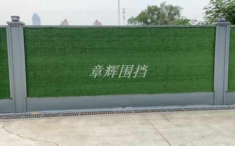 金屬圍擋的隔音效果是否滿足使用者的需求，例如在住宅、辦公室等場所的使用？